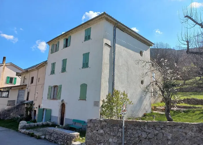 Haut Var Chambre Dans Maison De Caractere